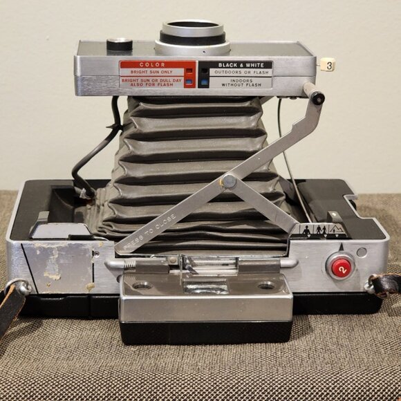 Vintage Polaroid Automatic 100 Land Camera Set -Untested - Picture 5 of 16